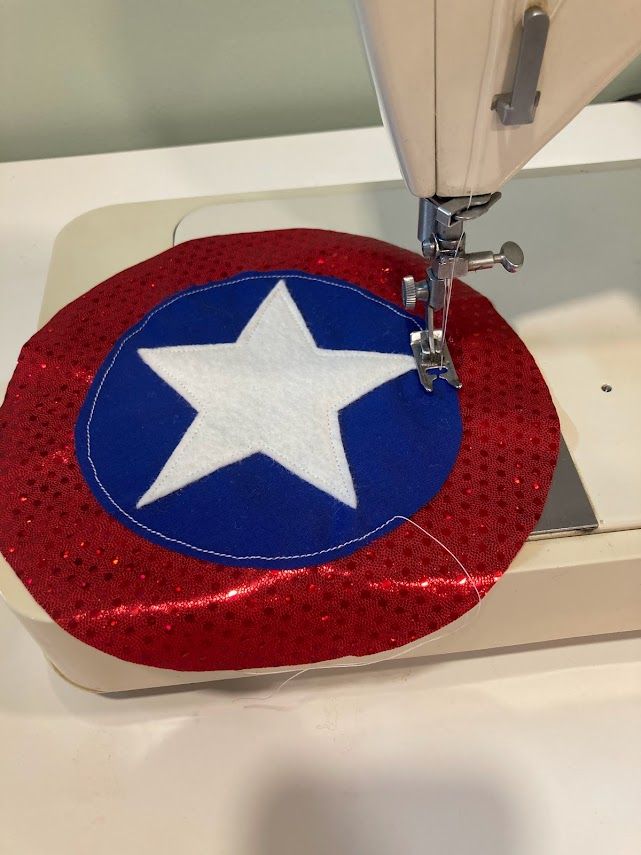 Christmas 2021: DIY Captain America Shield